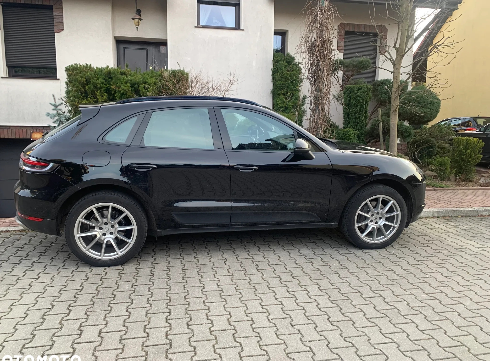 Porsche Macan cena 220000 przebieg: 80000, rok produkcji 2019 z Katowice małe 232